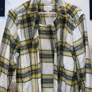 American eagle flannel (boyfriend fit) size L but runs small